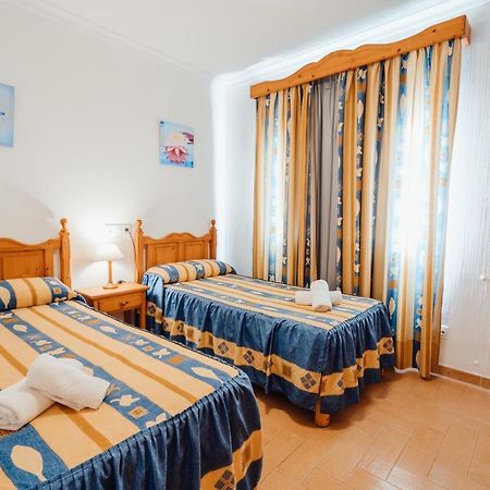Apartamentos Punta Prima Beach Eksteriør billede